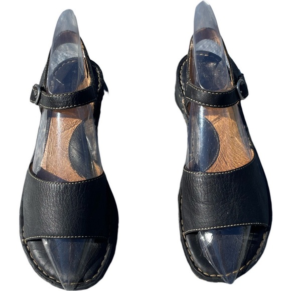 Born Dark Chocolate Leather Ankle Strap Sandals Size 9 EUC - Picture 2 of 5